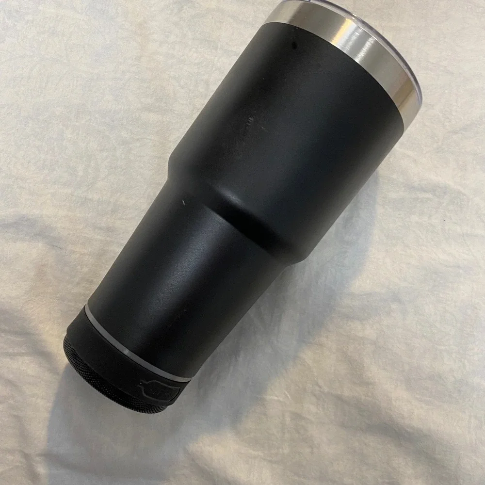 Mobil 1 Bluetooth Speaker‎ Vacuum Insulated Tumbler Travel Mug Black